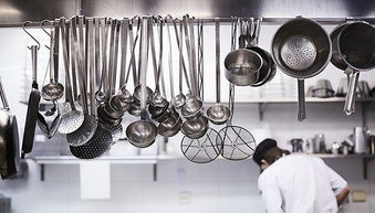 合肥一食品厂被曝生产劣质外卖料理包 官方调查 未发现过期原料