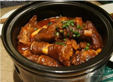 专家帮您挑年货 这样的羊肉好吃还不膻，烤全羊这样做最地道